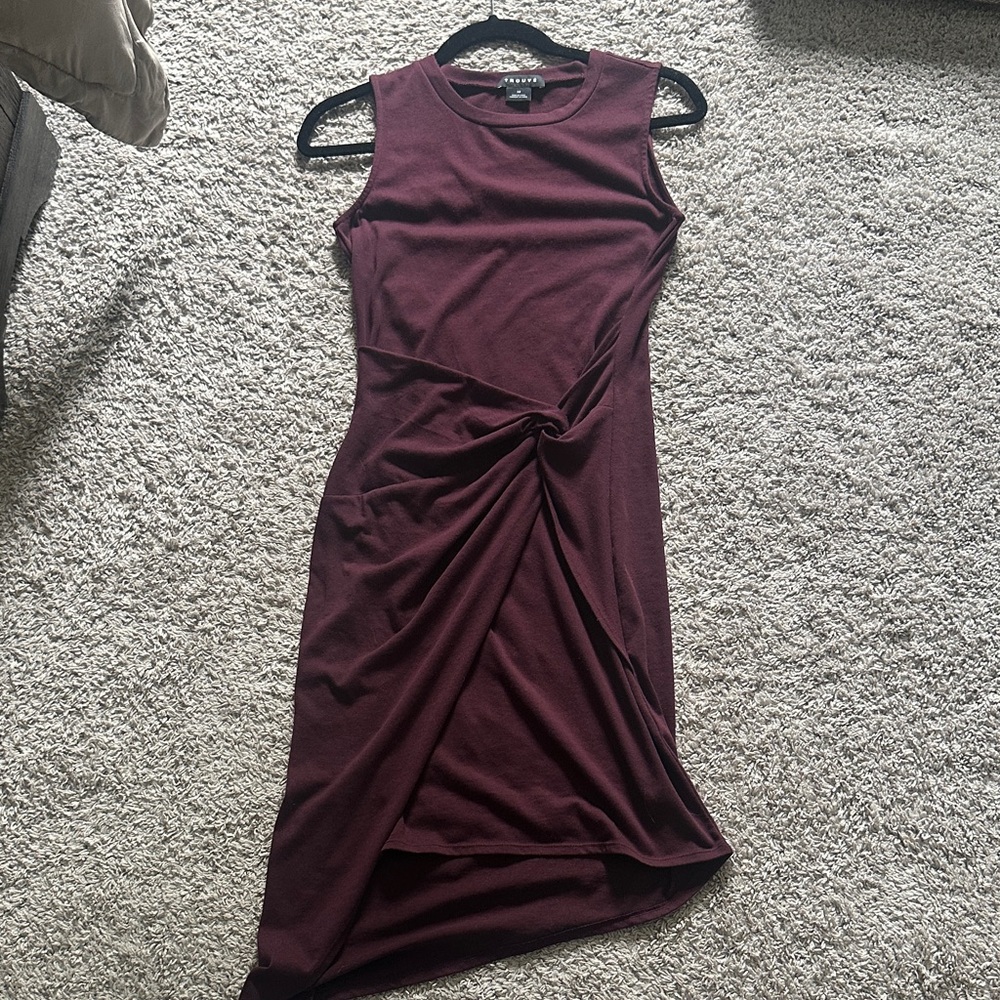 Trouve Sleeveless Asymmetrical Twist Midi Dress - Wine